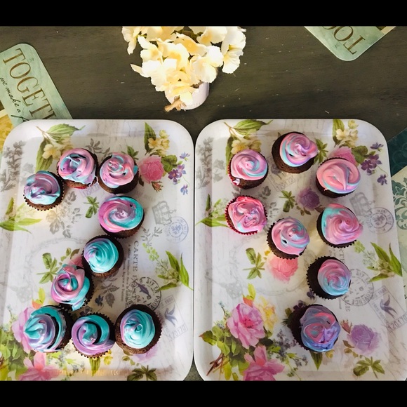 Meet your Posher, Mrs - Picture 1 of 1